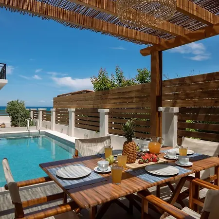 Villa Elizabeth - Seafront Classic Villa! *