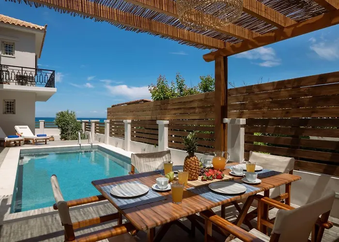 Vilă Elizabeth - Seafront Classic Villa! *