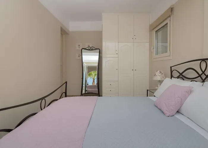 Vilă Elizabeth - Seafront Classic Villa! Argassi