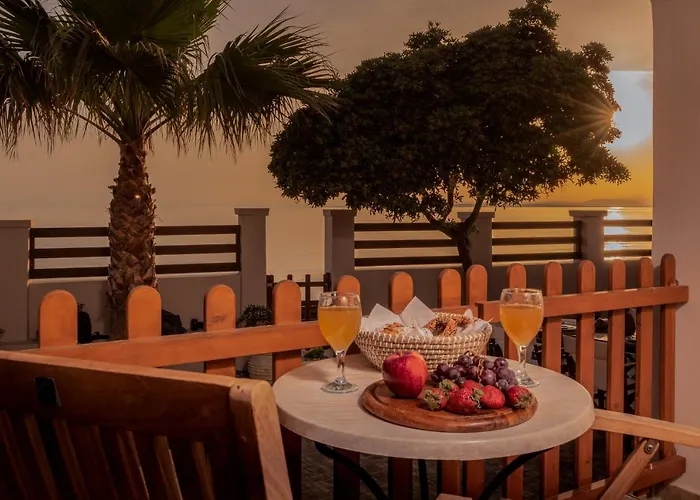 Elizabeth - Seafront Classic Villa! * Argassi